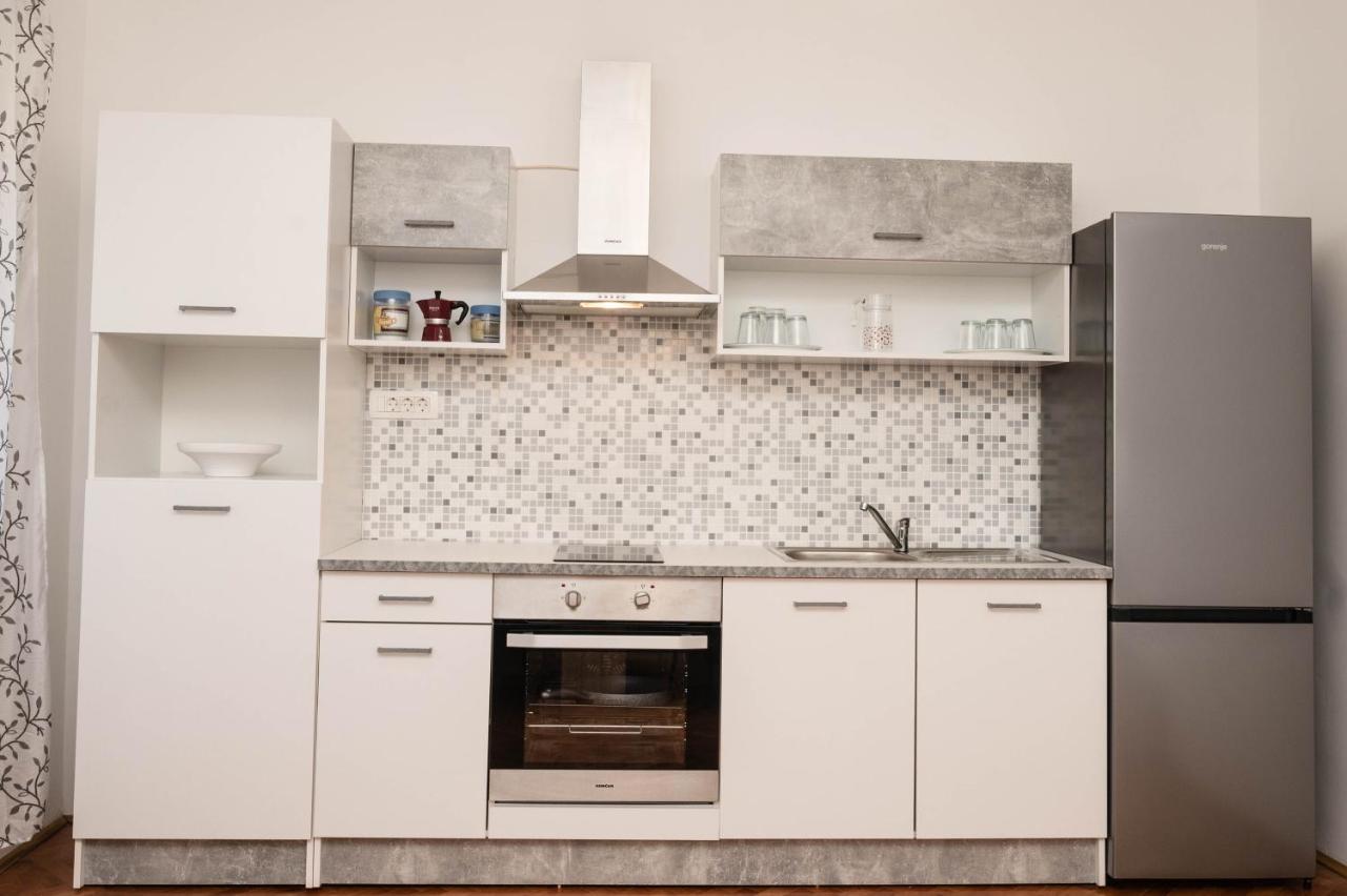 Apartment Marta Rasa Ngoại thất bức ảnh