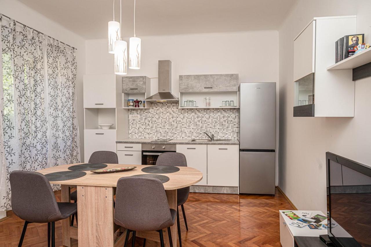 Apartment Marta Rasa Ngoại thất bức ảnh